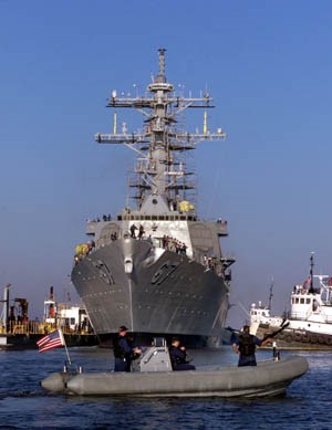 USS Cole launched back into the water. (d=20256)